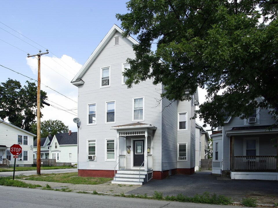 495-501 Wilson St in Manchester, NH - Foto de edificio