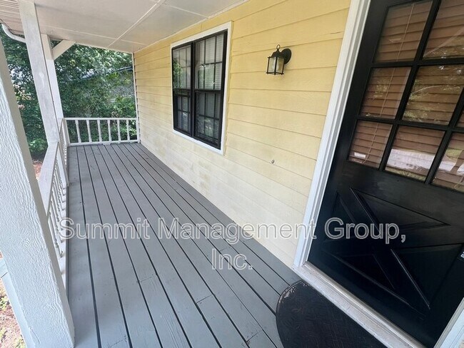 916 Curry Cir SE in Conyers, GA - Building Photo - Building Photo