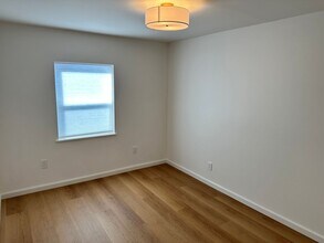 5308-5314 Market St in Oakland, CA - Building Photo - Building Photo