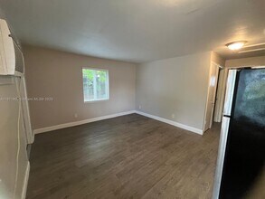 6317 SW 18th St in Miramar, FL - Building Photo - Building Photo