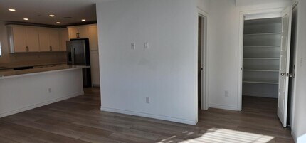 10713 Norfolk View Ct in Las Vegas, NV - Building Photo - Building Photo