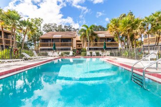 3075 Willow Green Dr in Sarasota, FL - Building Photo - Building Photo