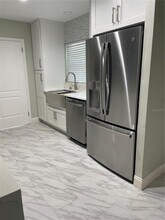 409 4th Ave N in Tierra Verde, FL - Foto de edificio - Building Photo