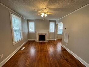 947 Graham St in Burlington, NC - Building Photo - Building Photo