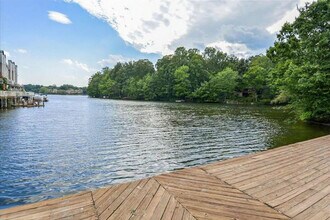 11514 Hearthstone Ct in Reston, VA - Building Photo - Building Photo