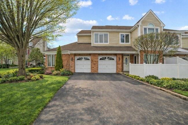 property at 601 Timberbrooke Dr