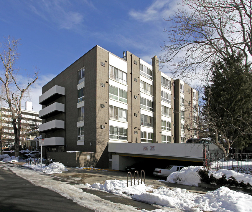 Majorca in Denver, CO - Foto de edificio