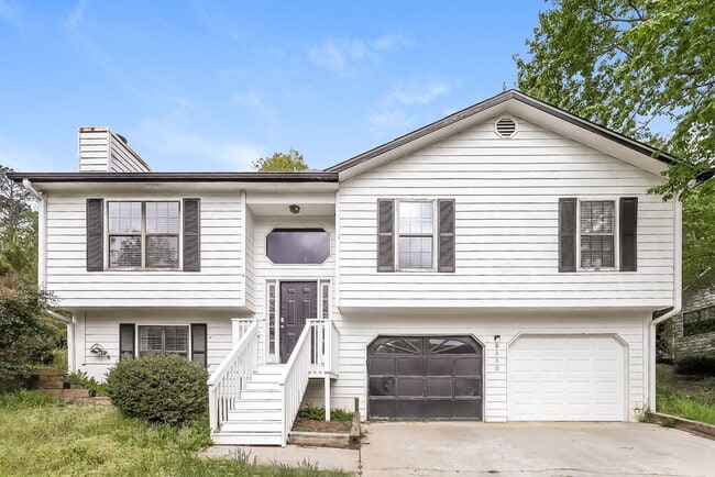 property at 4272 Falcon Crest Dr