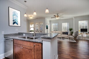 The Harrison in Charlotte, NC - Building Photo