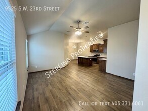 9525 SW 23rd St in Oklahoma City, OK - Building Photo - Building Photo