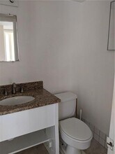 8704 NW 35th St, Unit 201 in Coral Springs, FL - Foto de edificio - Building Photo