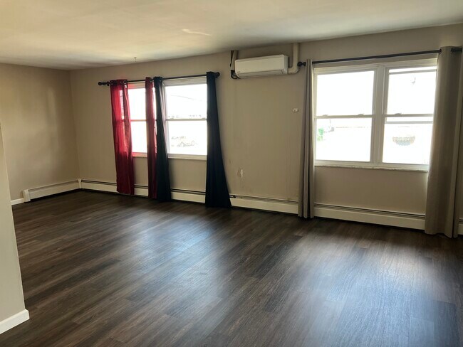 37 Kenbrook Dr, Unit 4