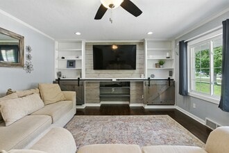 300 S Pine St in Valley, NE - Building Photo - Building Photo
