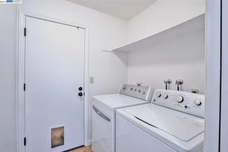 38755 Crane Ter in Fremont, CA - Foto de edificio - Building Photo