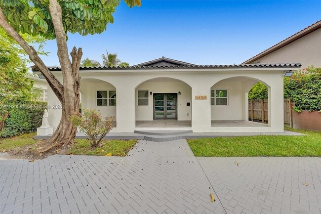 1430 Michigan Ave in Miami Beach, FL - Building Photo - Building Photo