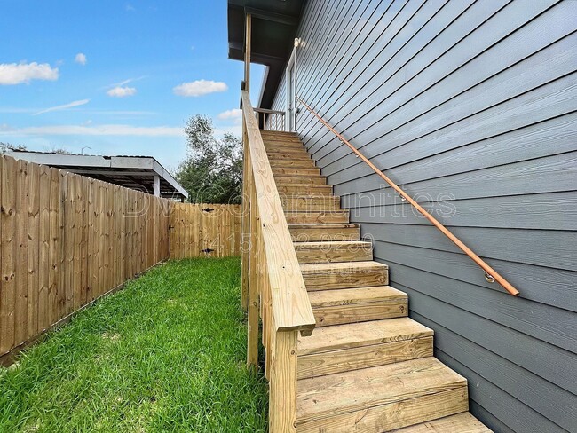 906 Boyd Ct in Pasadena, TX - Building Photo - Building Photo