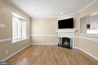 568 N St Asaph St in Alexandria, VA - Building Photo - Building Photo