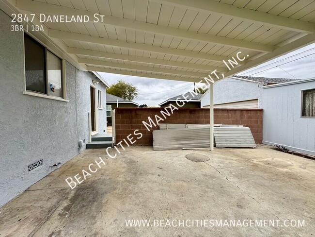 2847 Daneland St in Lakewood, CA - Building Photo - Building Photo