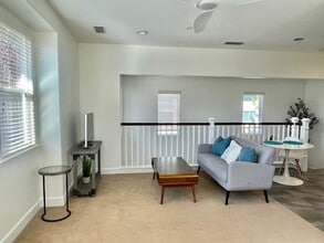 1119 Channing Way, Unit A in Napa, CA - Foto de edificio - Building Photo
