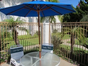 Casa Cortez Apartments in Tustin, CA - Building Photo - Building Photo