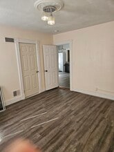116 Nicoll St, Unit 2nd floor in New Haven, CT - Building Photo - Building Photo