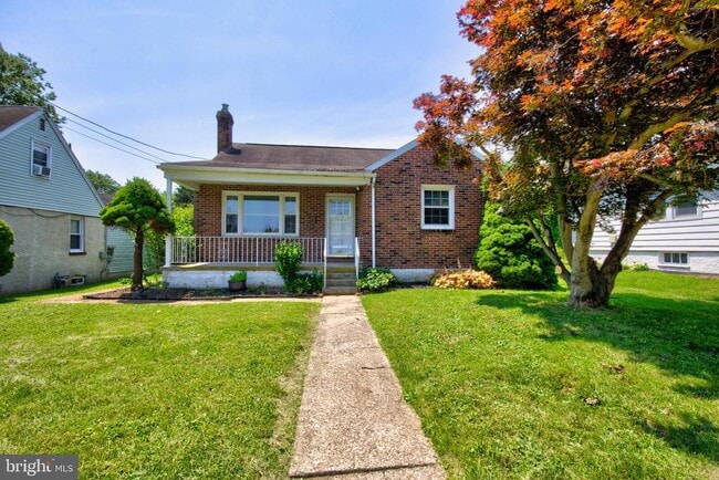 218 Morris St in Phoenixville, PA - Building Photo - Building Photo