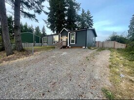 25509 32nd Ave E in Spanaway, WA - Building Photo