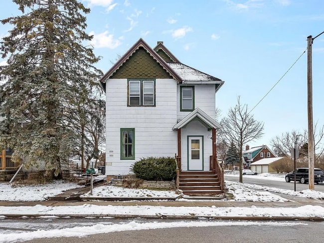 property at 2002 14th Lower