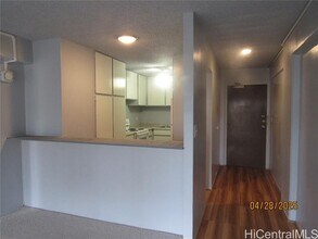 303 Lili?uokalani Ave in Honolulu, HI - Building Photo - Building Photo