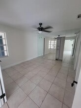 104 Arrowhead Cir in Jupiter, FL - Foto de edificio - Building Photo