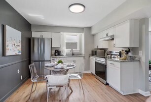 179 Anderson Ln in Hendersonville, TN - Building Photo