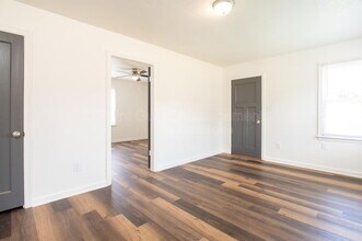 1301 E Mount Vernon St in Wichita, KS - Building Photo - Building Photo