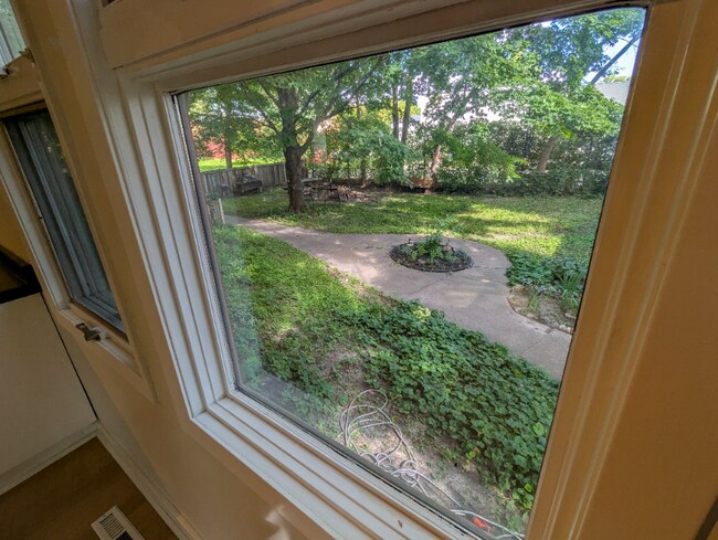 1224 N Newton Ave in Minneapolis, MN - Building Photo - Building Photo