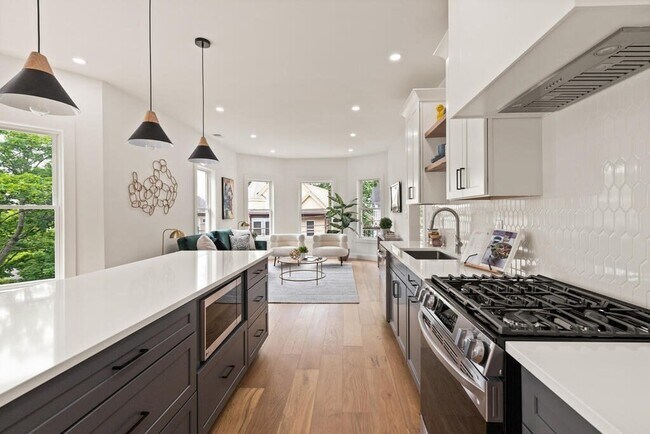 property at 101 Glenwood Rd