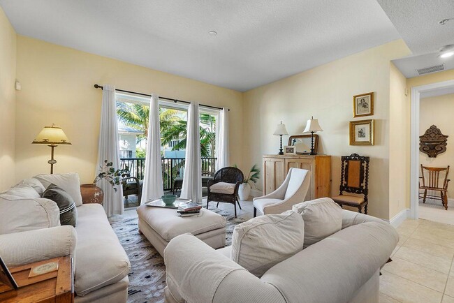 property at 226 N Latitude Cir