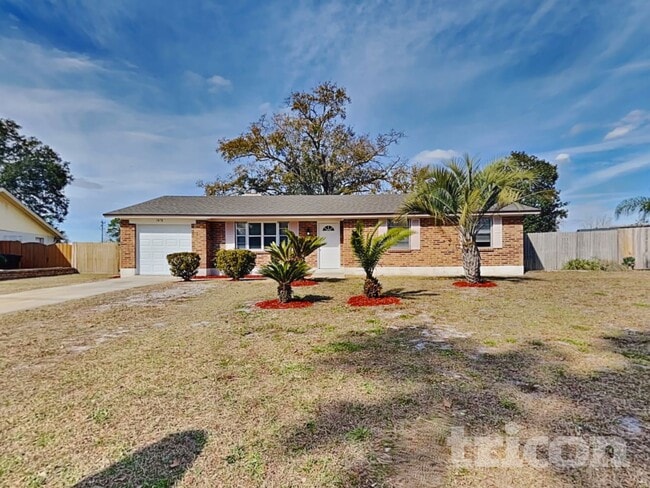 1478 Pawnee St in Orange Park, FL - Foto de edificio - Building Photo