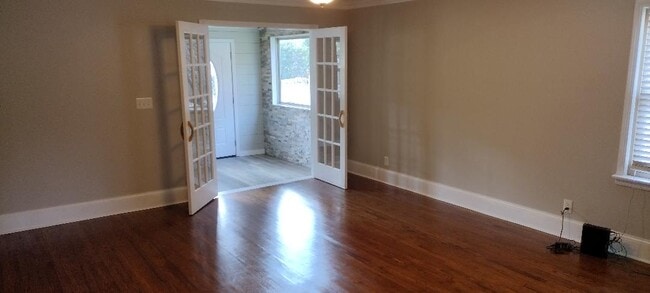 7131 W State Hwy 22 in Crestwood, KY - Building Photo - Building Photo