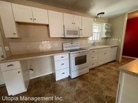 1060 Cherry Terrace photo'