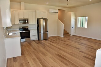 6854 Birchwood St in San Diego, CA - Building Photo - Building Photo
