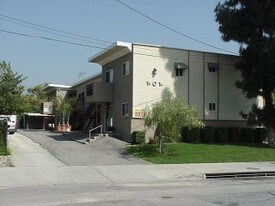 404 Cypress Ave in Pasadena, CA - Building Photo