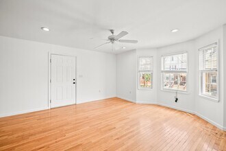 57 Storms Ave in Jersey City, NJ - Building Photo - Building Photo