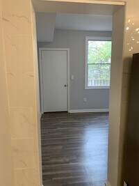 622 Parkwyrth Ave photo'