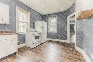 230 Kinsey St in Richmond, IN - Building Photo