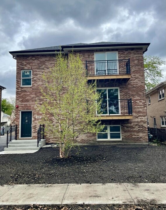 4533 Park Ave in Brookfield, IL - Building Photo