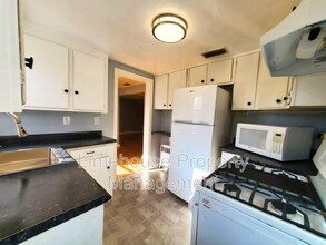 7744 Castleton Pl in Norfolk, VA - Building Photo - Building Photo