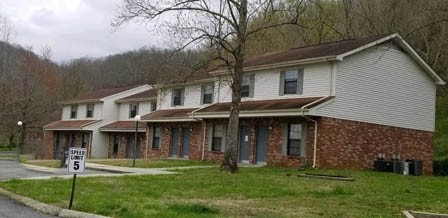 Deer Run I & II Apartments in Gainesboro, TN - Building Photo