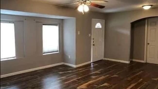 property at 6043 Lyndhurst Dr