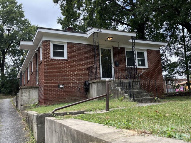 property at 421 W Kingston Ave