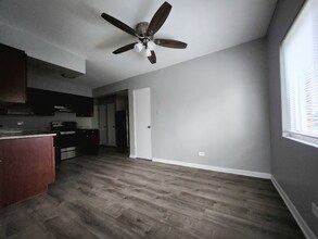 3115 W 79th St in Chicago, IL - Building Photo - Building Photo