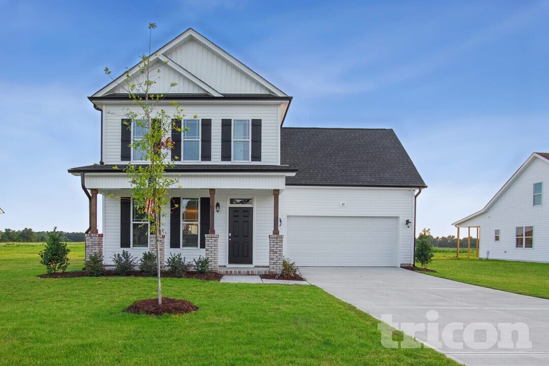 49 Fish Whistle Ct in Benson, NC - Building Photo